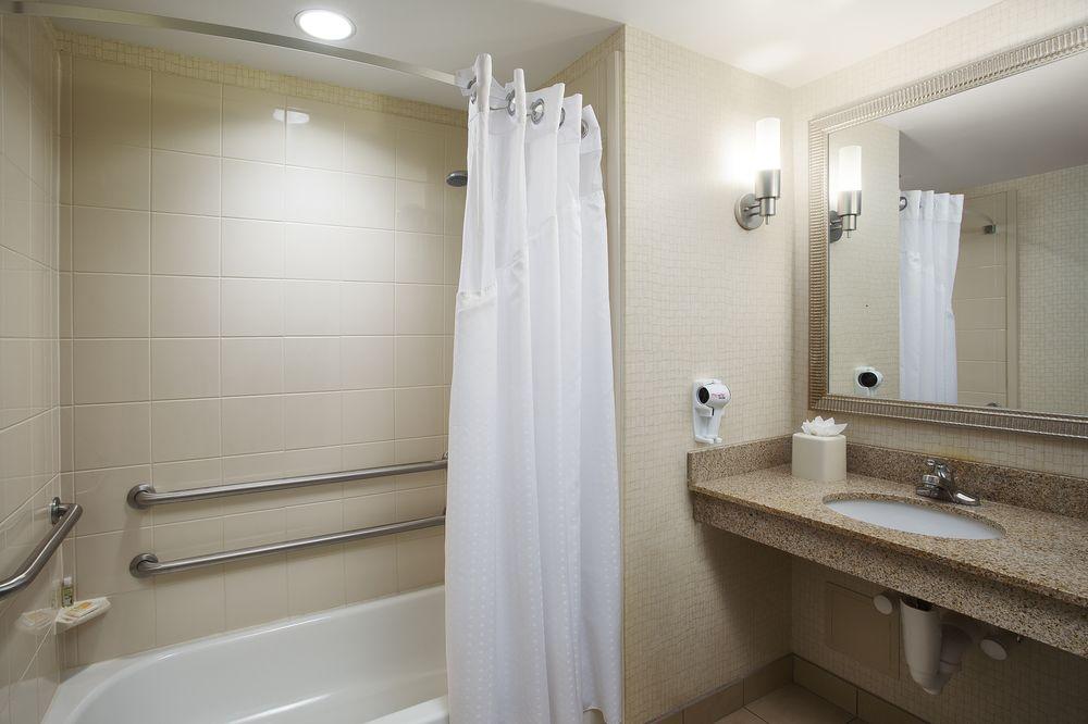Doubletree By Hilton Chicago Midway Airport, Il Hotel Bedford Park Екстериор снимка