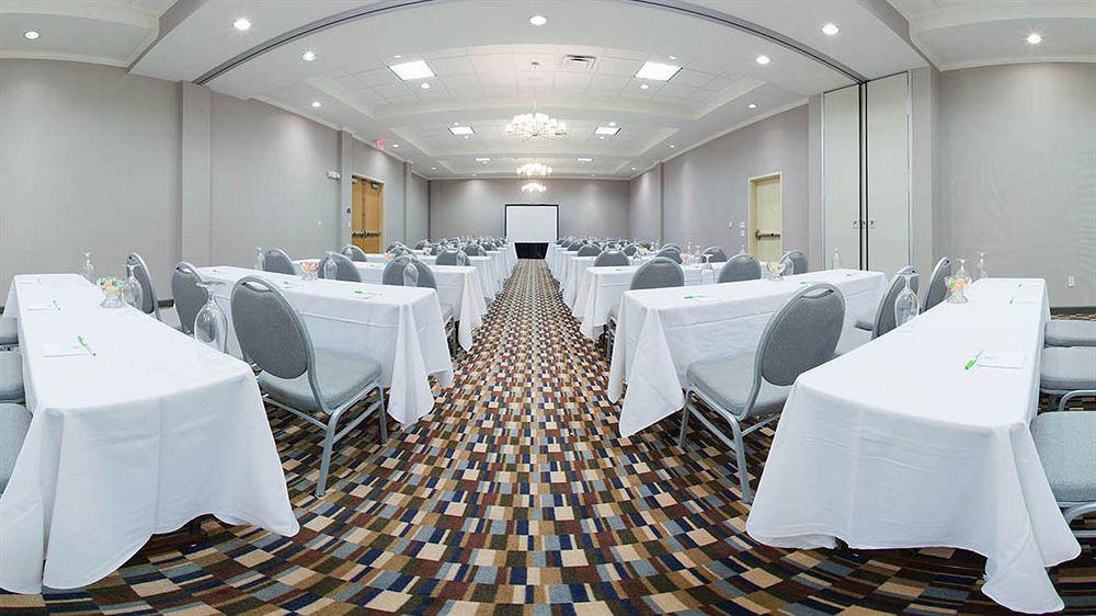 Doubletree By Hilton Chicago Midway Airport, Il Hotel Bedford Park Екстериор снимка
