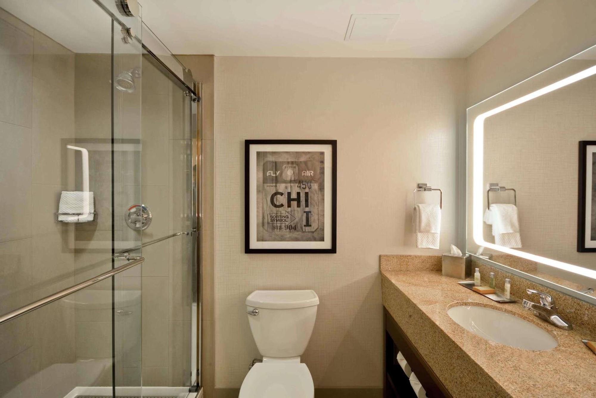 Doubletree By Hilton Chicago Midway Airport, Il Hotel Bedford Park Екстериор снимка
