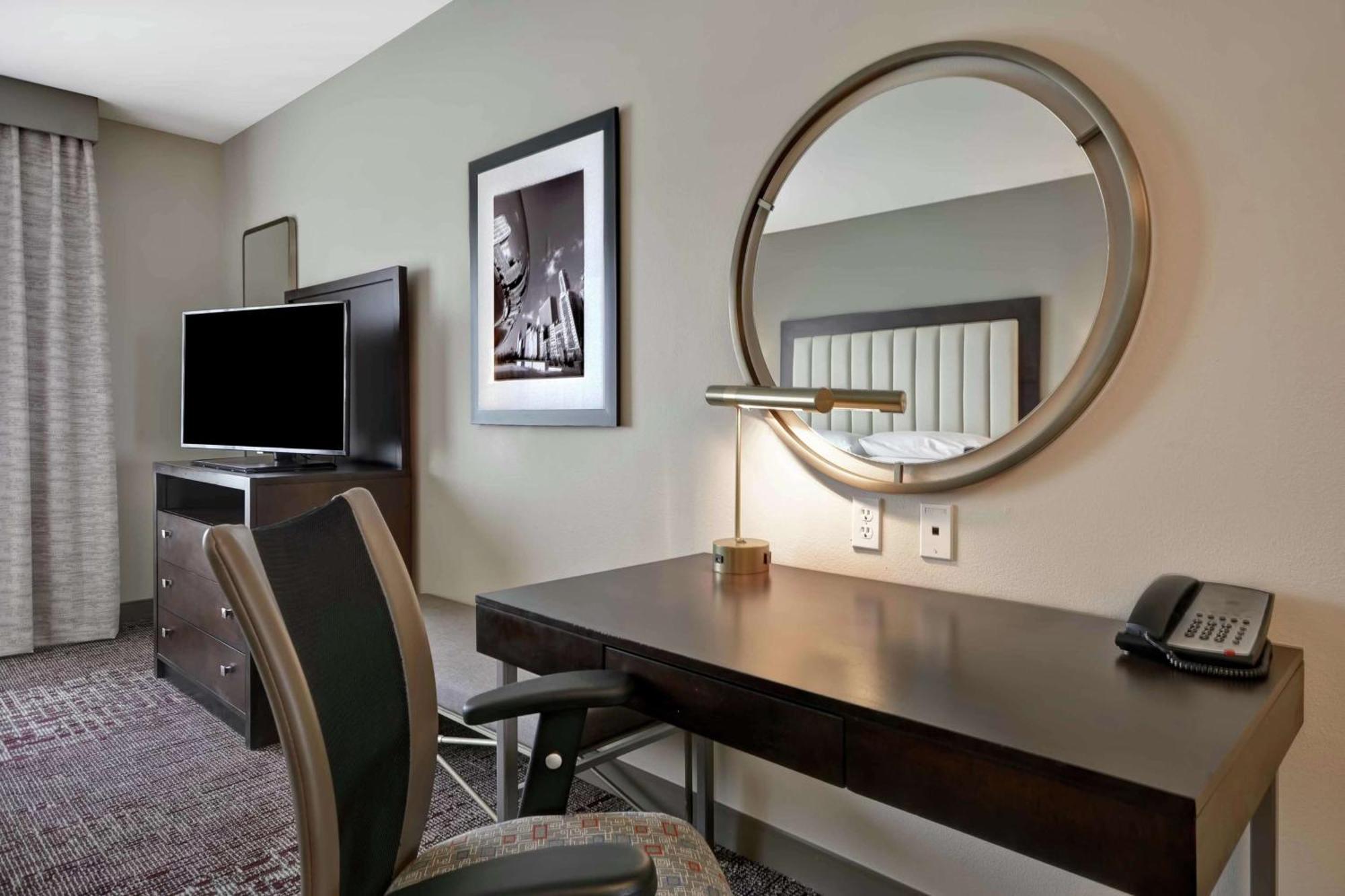 Doubletree By Hilton Chicago Midway Airport, Il Hotel Bedford Park Екстериор снимка